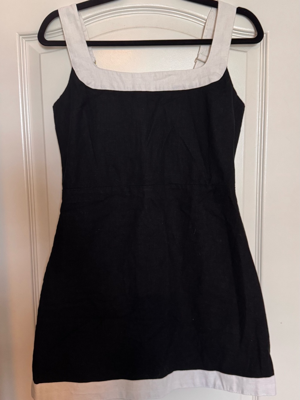 Abercrombie Black and White Square Neck Mini Dress